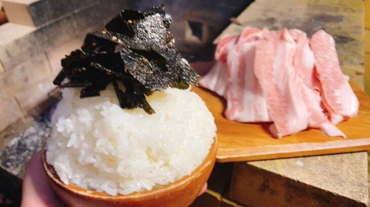 【韓国料理】手作り韓国海苔で焼き肉！爆盛りマンガ飯を吸い込む！