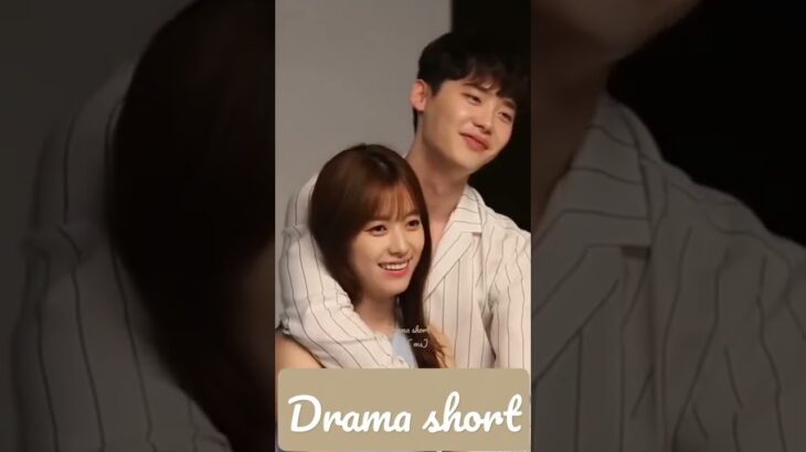 W two world korean drama🥰 Behind scenes 🥰 Cute couple🥰 #leejongsuk #hanhyojoo #whatsappstatus #short