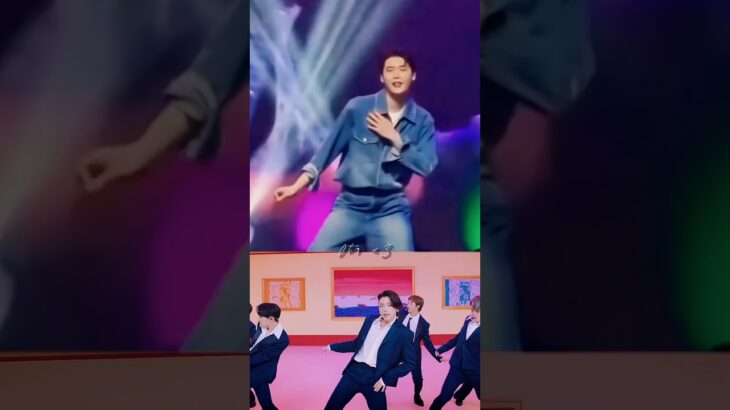 Lee Jong Suk is dancing on Dynamite song by bts😲💜🥰#bts#btsarmy#explore #fypシ #leejongsuk #btsshorts