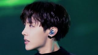 BTSのVとJ-HOPEや恋人のイ・ジョンソクまで… IUのソウルコンサートに豪華有名人が続々来場