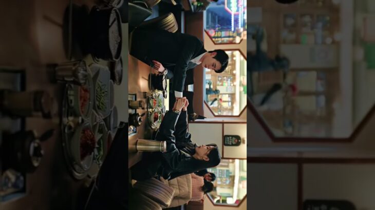 best iconic chemistry law and the city 🤧😘 #kdrama #leejongsuk #moongayoung #trending #shorts #viral